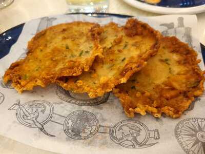 Pez Lola Taberna Marinera