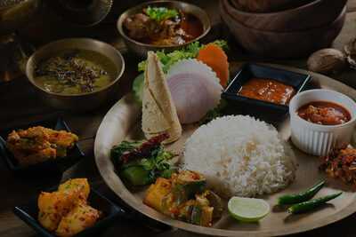 Pahuna Nepalese And Indian Restaurant Torrox