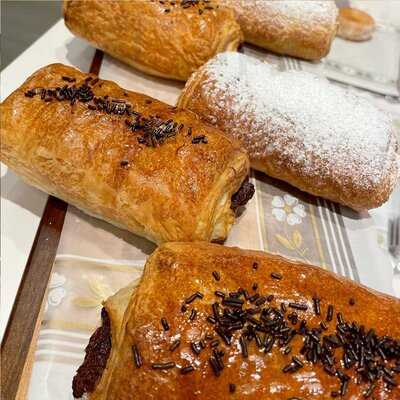 Cafetería Pastelería Panadería Deva