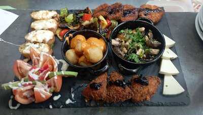 Olive Tapas And Wine