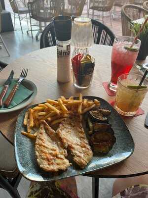 Olive Tapas And Wine