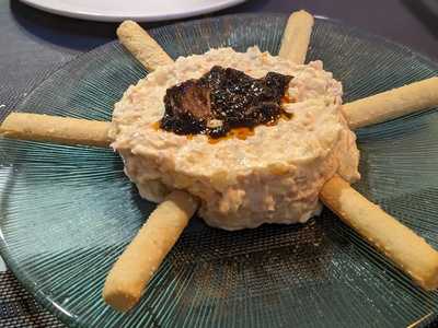 El Paralelo Gratobar