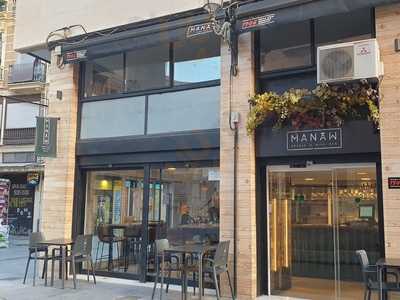 Manaw  Wine Bar