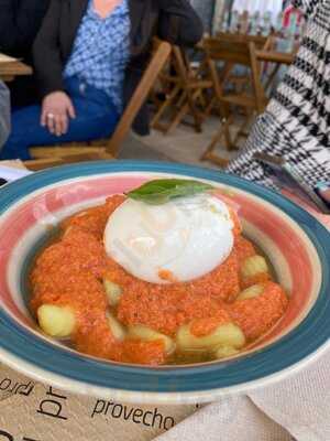 Loumari Restaurant Bar