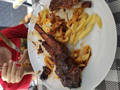 Cervecería Bar Restaurante Triana