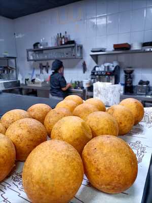 Panadería Y Cafetería Alex