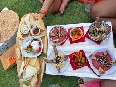 Roca Blanca Beach Club