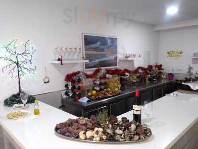 Bar Los Reyes (agustín Y Elisa)