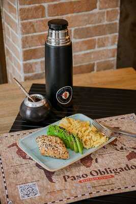 Paso Obligado Restobar Fusión