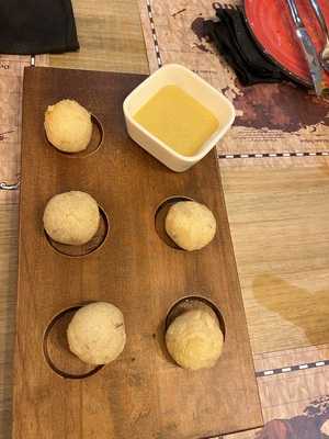 Paso Obligado Restobar Fusión