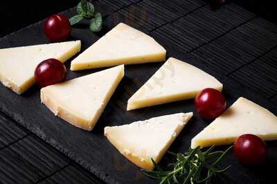 Eatwith: Maria Of Seville