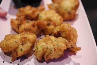 El 32 - Food, Drinks & Music