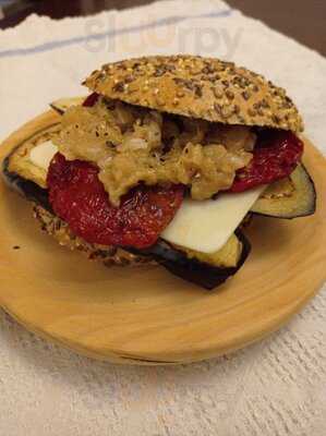 Cigrons & Pèsols Charcutería Vegana