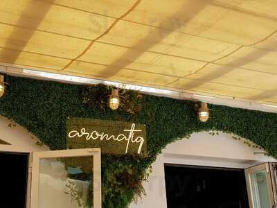 Aromatiq Lounge