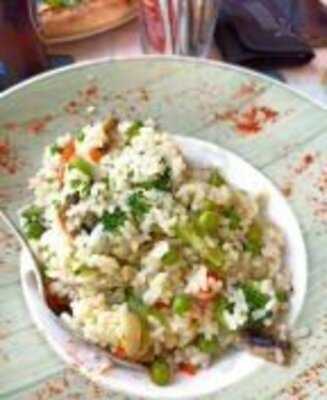 Capri Bar & Restaurant