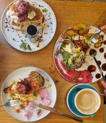 Eatmytrip Brunch & Dinner Madrid