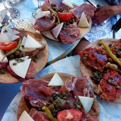 Terramar Café / Bar & Startups