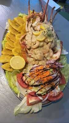 Sky Bar & Restaurante