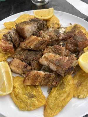 Sky Bar & Restaurante