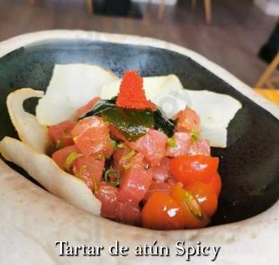 Buen Rollito Sushi Bar