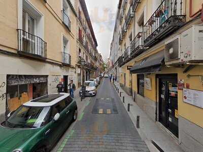 Buen Rollito Sushi Bar