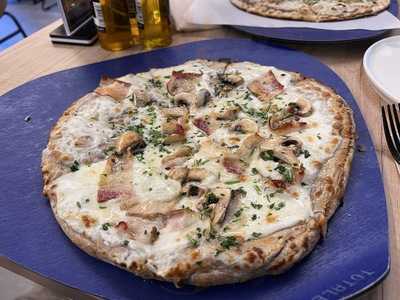 Totale Pizzería Montecarmelo