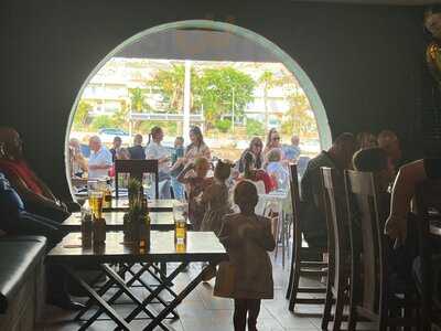 The 19th Hole Bar & Grill