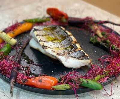 Origens Pool & Beach Bar