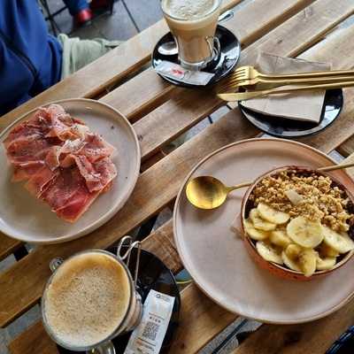 Magnolia Bakery Shop