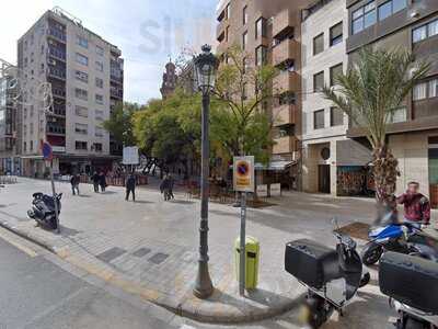 Photo 3