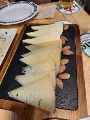 La Abacería Del Quijano