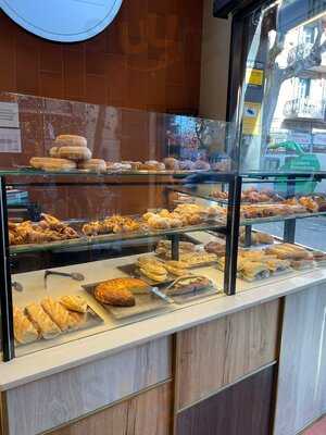 Sun - Coffee & Bakery