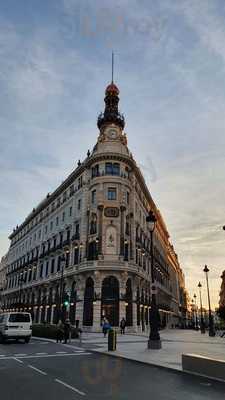 El Patio At Four Seasons Hotel Madrid