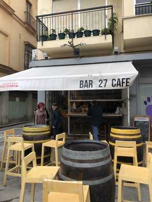 Bar 27