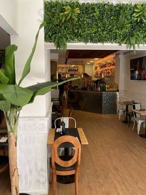 Bukan Bar & Restaurant