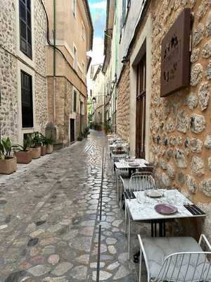 La Romaguera Restaurant