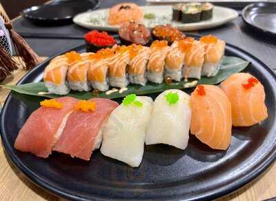Sushi Bar