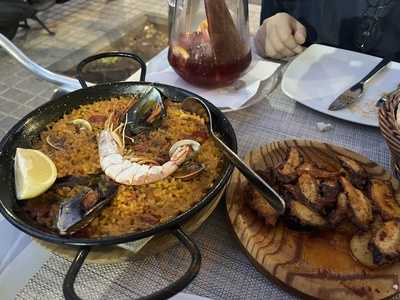 Corner Bar I Restaurante