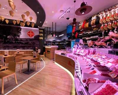 Beher Palacio De Hielo