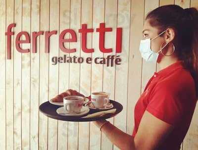 Ferretti Heladeria & Creperia Vinaros