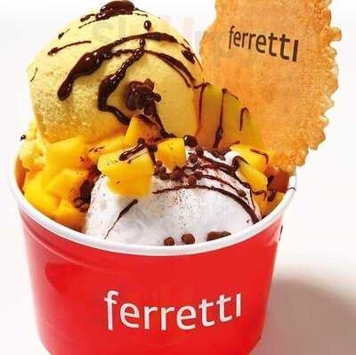 Ferretti Heladeria & Creperia Vinaros