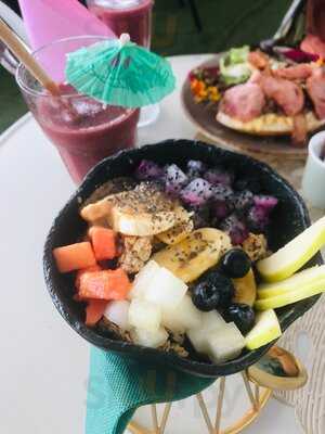 Kalma Café & Brunch