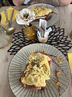 Kalma Café & Brunch