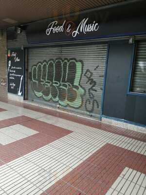 Food & Music - Photo 7