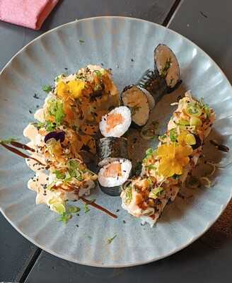 Harajuku Gastro Sushi