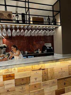 Vinorte Wine Bar