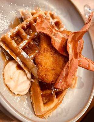 Malila Coffee & Restaurant