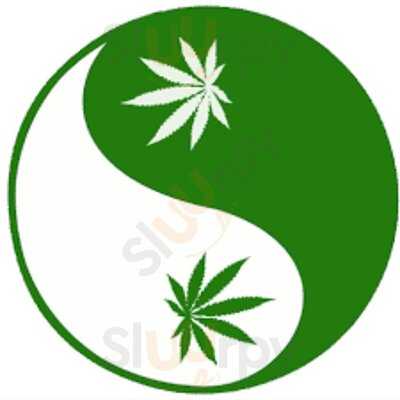 Jamacanna Social Club In Fuengirola