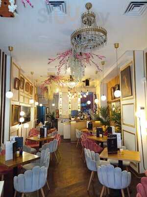 La Marquesita - Cafe Bar Cocktails