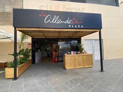 La Allendeta Plaza